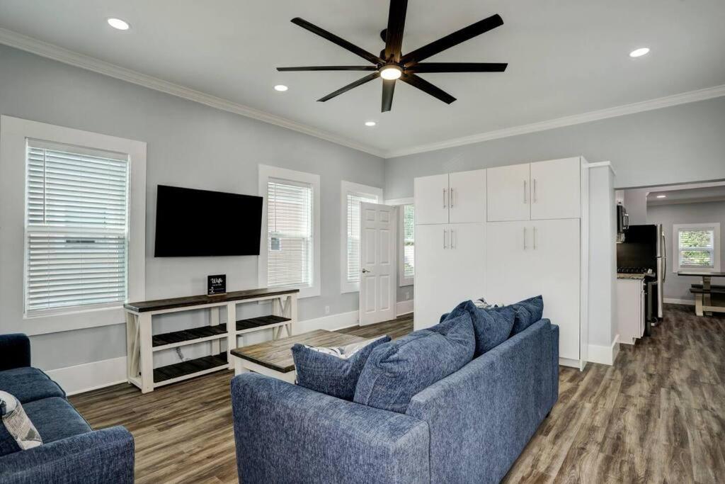 Renovated Beach Bungalow! Galveston Eksteriør bilde