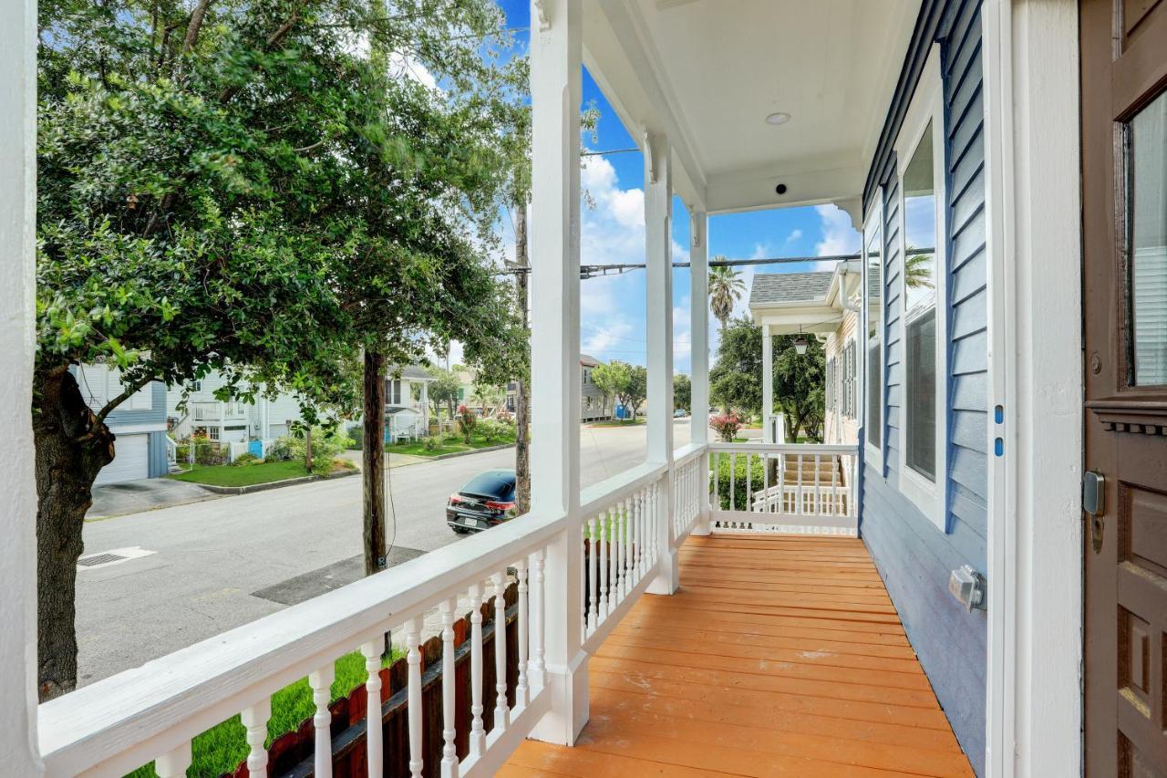 Renovated Beach Bungalow! Galveston Eksteriør bilde