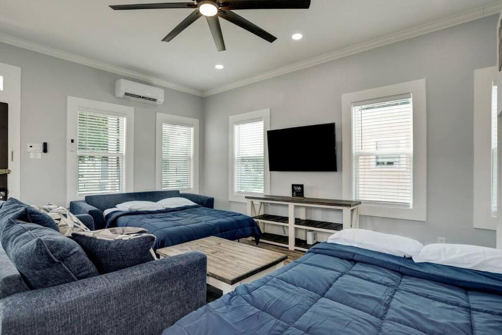 Renovated Beach Bungalow! Galveston Eksteriør bilde